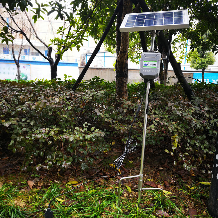 在線土壤水分溫度鹽分測(cè)定儀